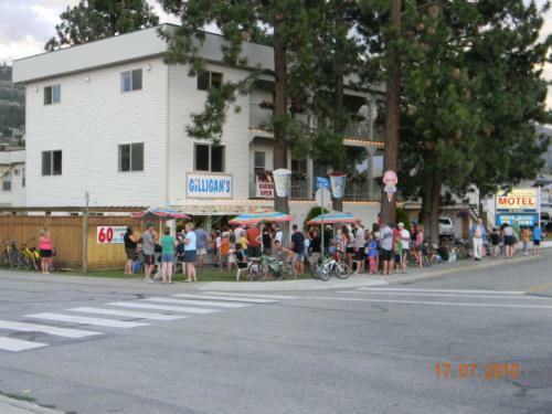 פנטיקטון Beachside Motel מראה חיצוני תמונה